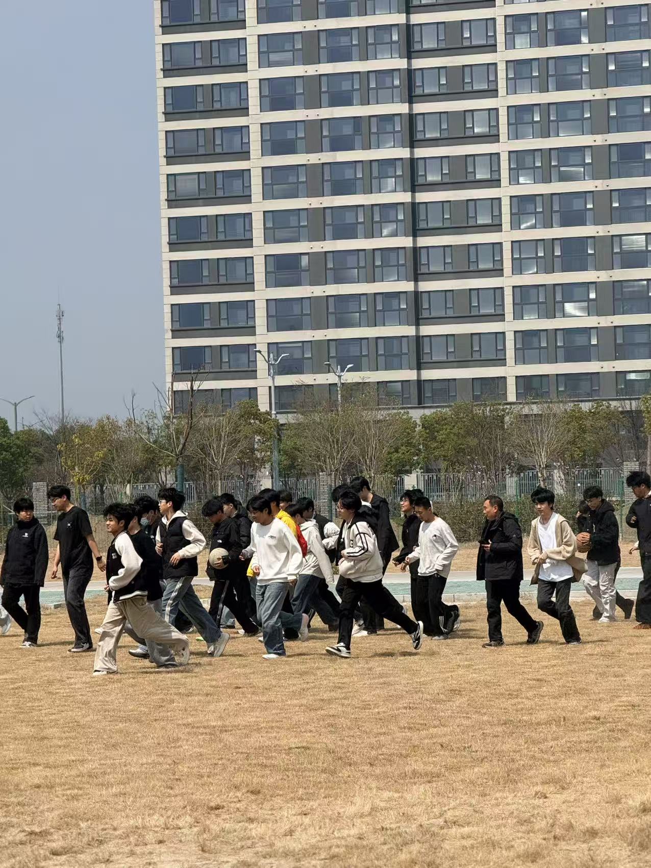 安全“练”起来,青春更精彩——峻华中职开展第二次消防疏散演练(图13)